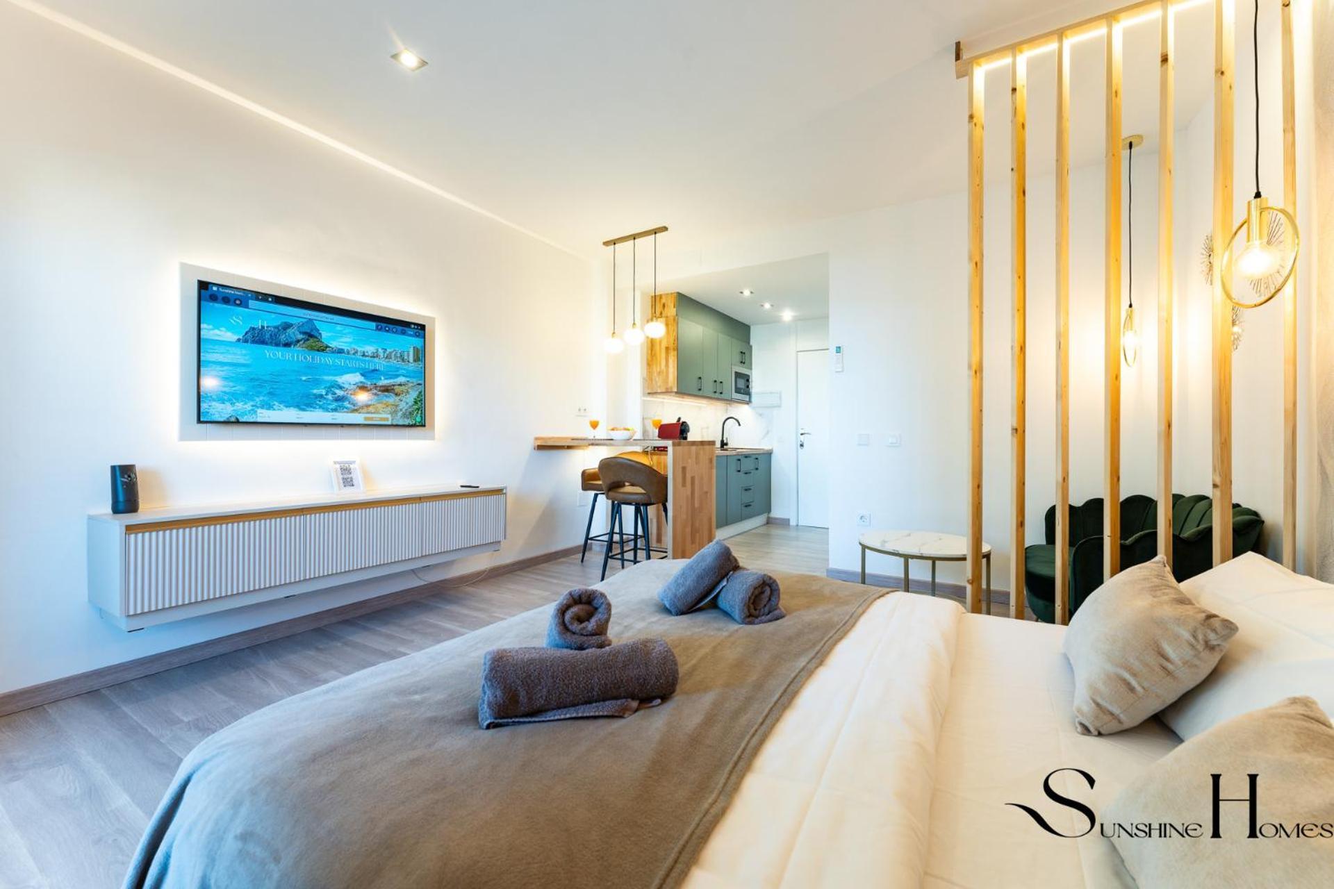 Seaview Beachfront Studio With Aqua Park & Balcony Benalmádena Eksteriør bilde