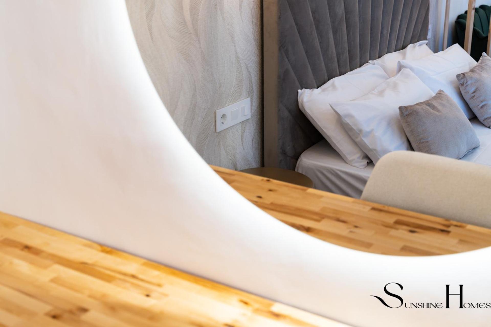 Seaview Beachfront Studio With Aqua Park & Balcony Benalmádena Eksteriør bilde